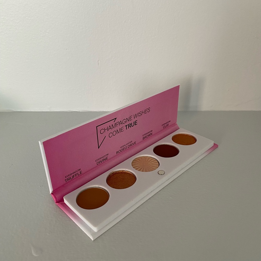 OFRA Champagne Wishes Come True Eyeshadow Palette